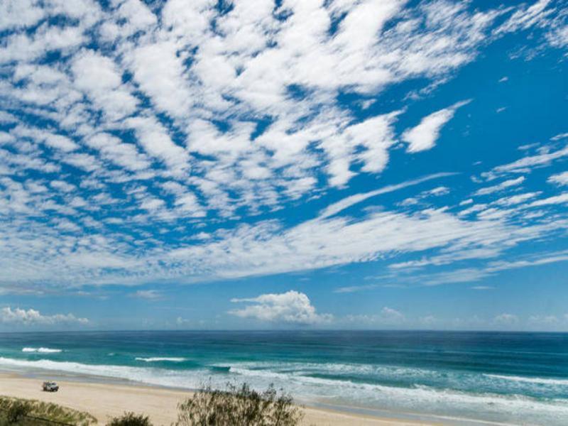 Oceanside Resort - Absolute Beachfront Apartments Gold Coast Luaran gambar