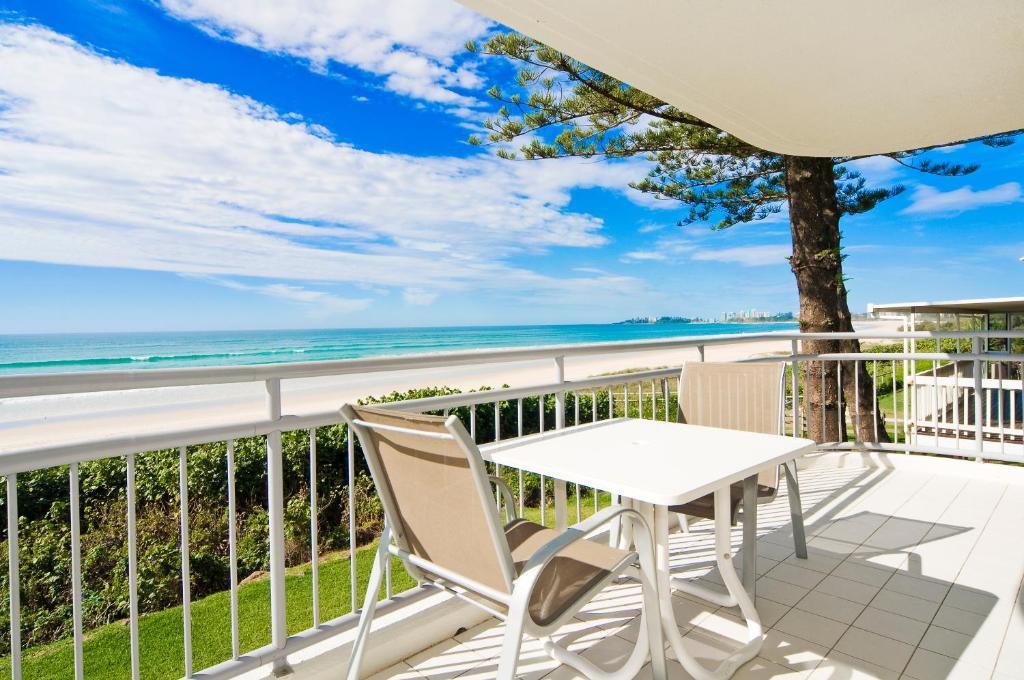 Oceanside Resort - Absolute Beachfront Apartments Gold Coast Luaran gambar