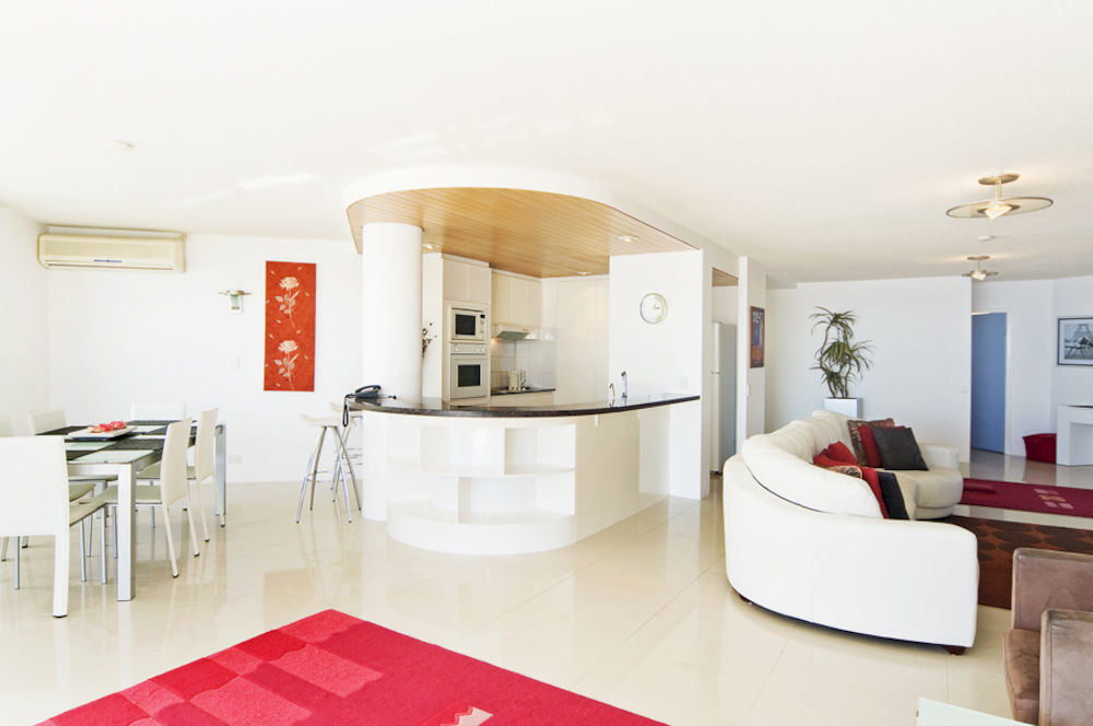 Oceanside Resort - Absolute Beachfront Apartments Gold Coast Luaran gambar