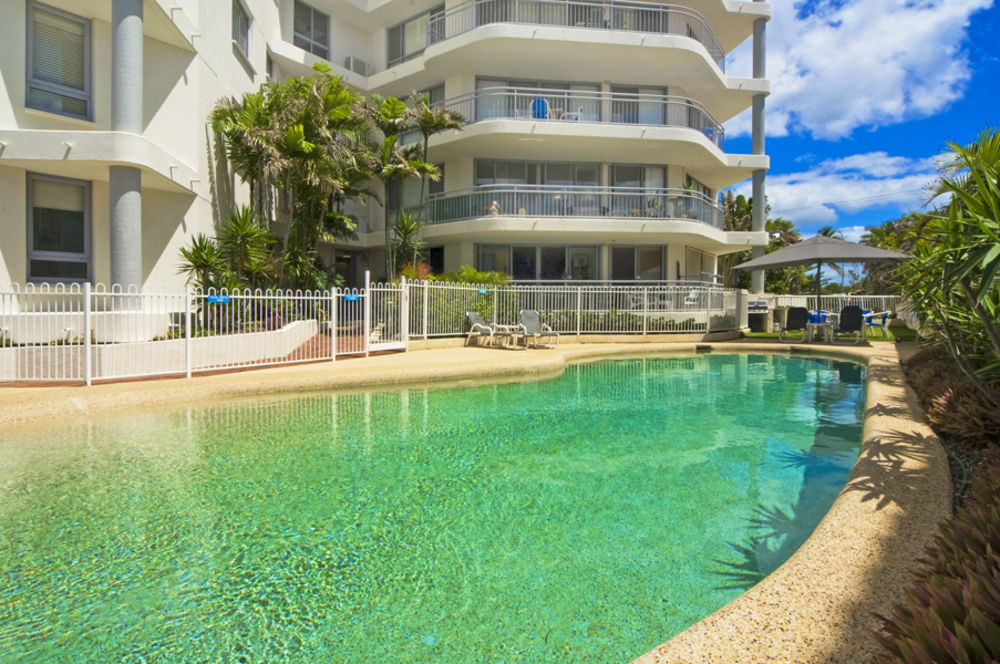 Oceanside Resort - Absolute Beachfront Apartments Gold Coast Luaran gambar